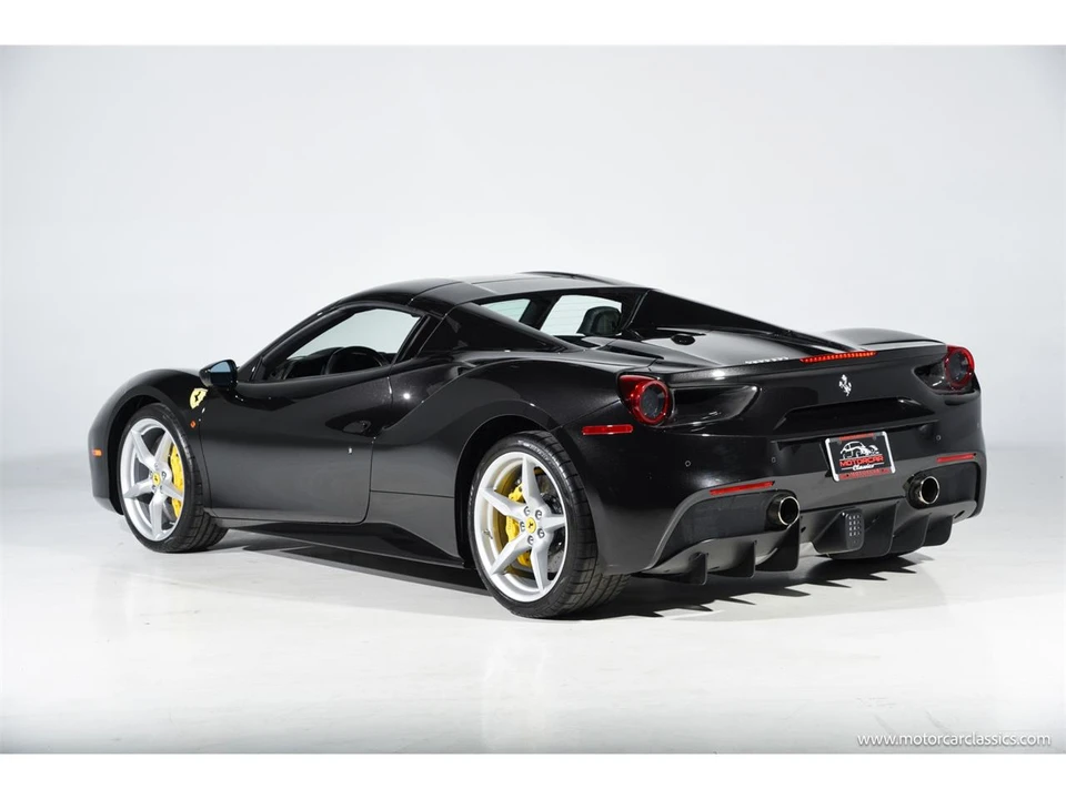 2016 Ferrari 488 Spider - Image 5 of 31