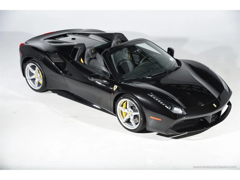 2016 Ferrari 488 Spider - Image 10 of 31