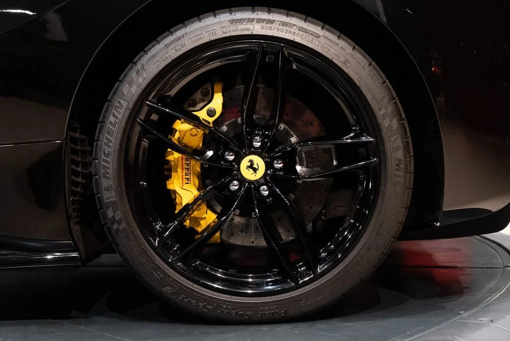 2016 Ferrari 488 Spider - Image 14 of 31