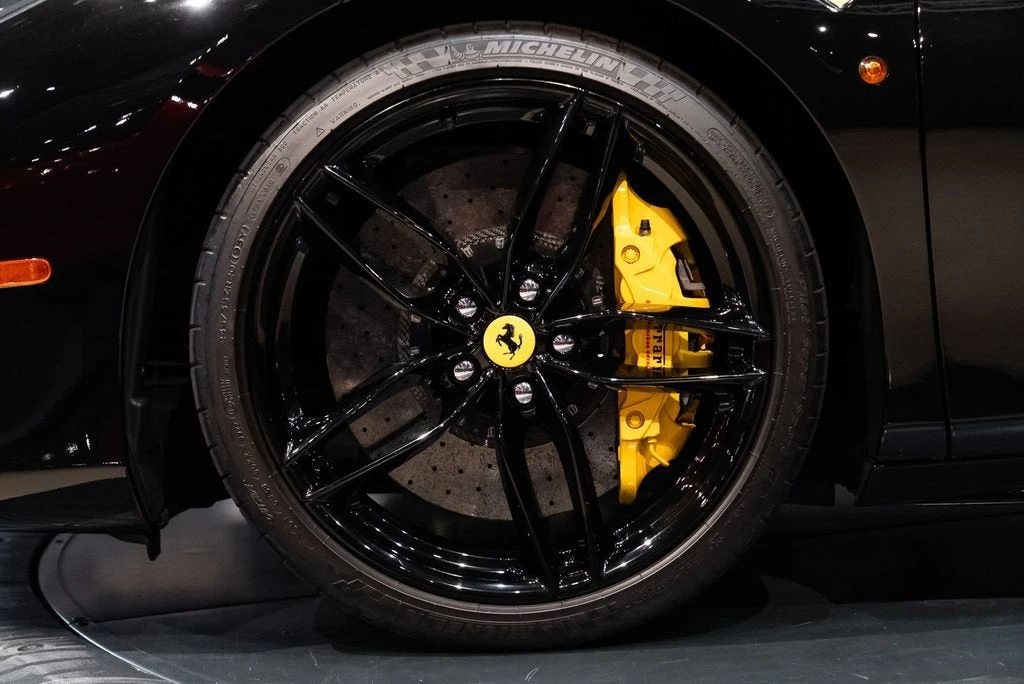 2016 Ferrari 488 Spider - Image 13 of 31