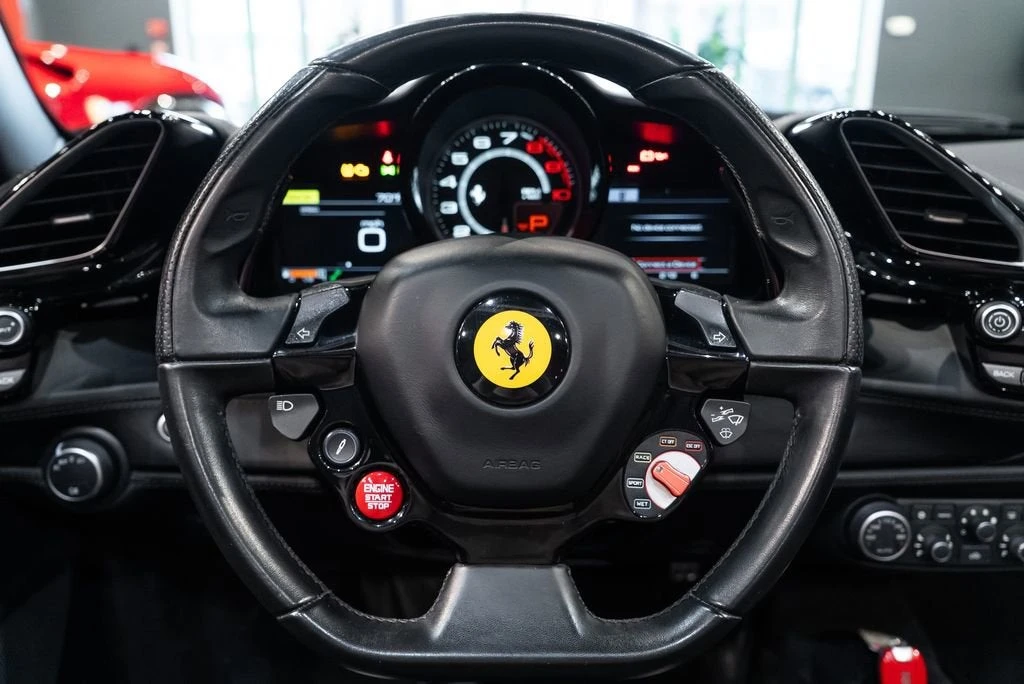 2016 Ferrari 488 Spider - Image 5 of 31