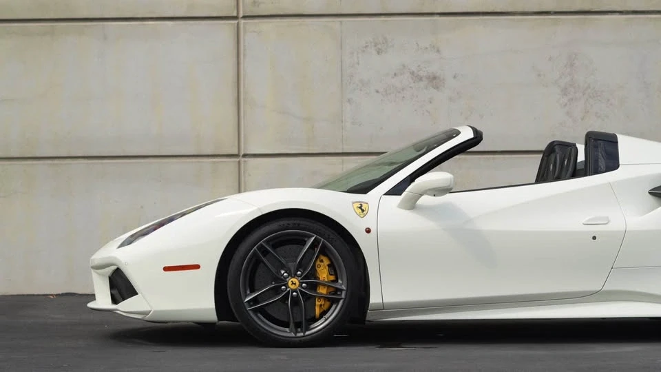 2016 Ferrari 488 Spider - Image 11 of 20