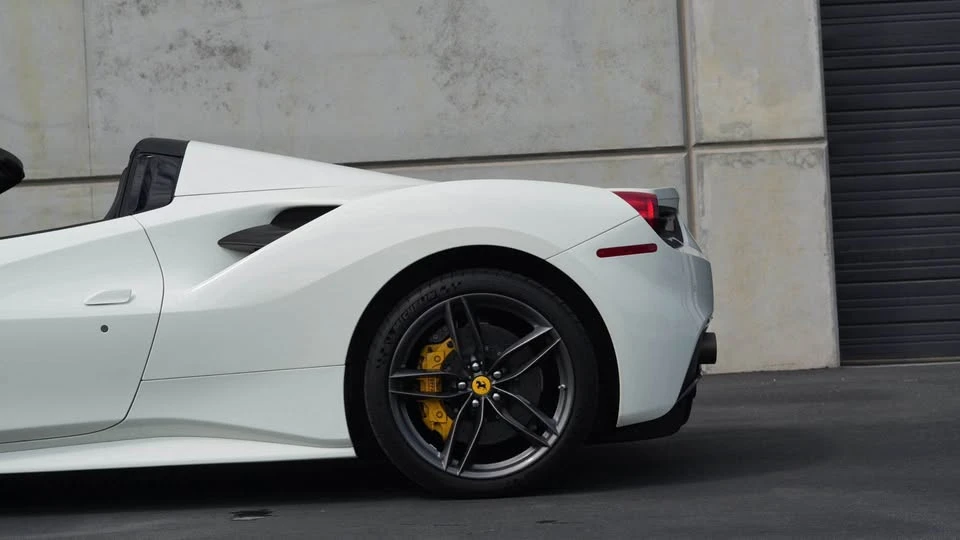 2016 Ferrari 488 Spider - Image 10 of 20