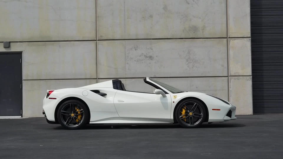 2016 Ferrari 488 Spider - Image 15 of 20