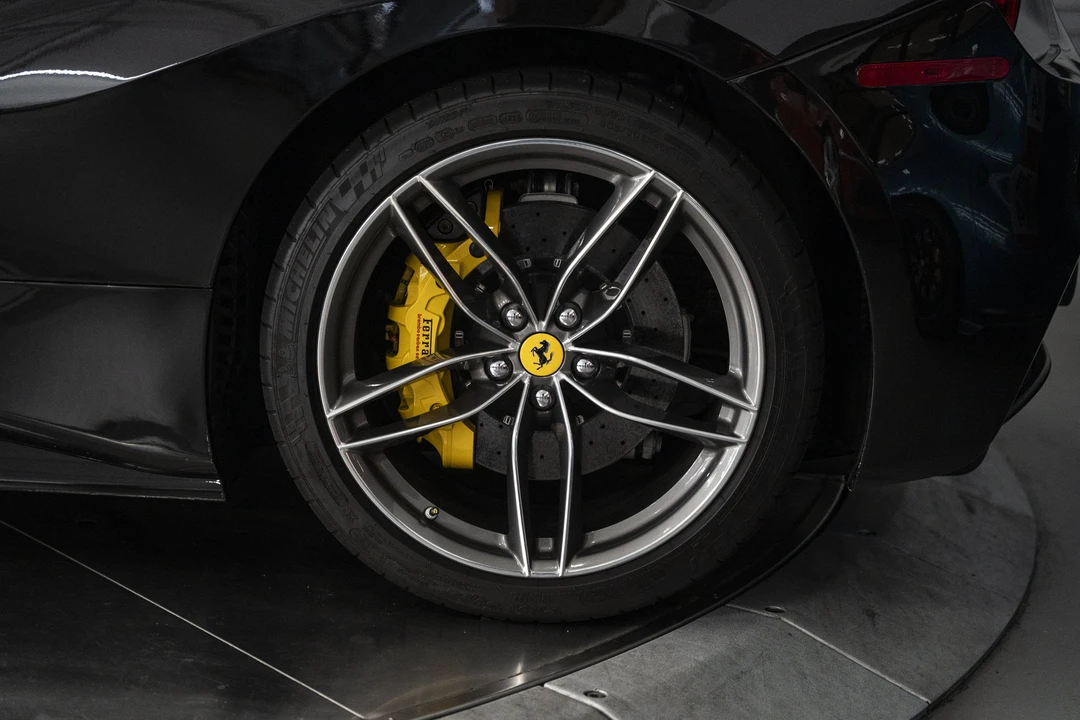 2016 Ferrari 488 Spider - Image 22 of 31