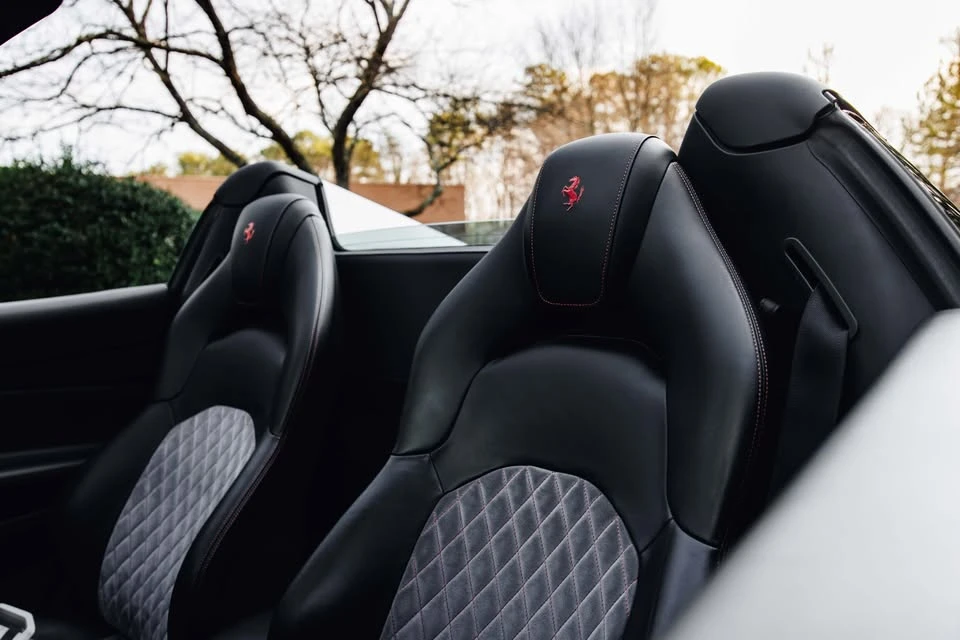 2016 Ferrari 488 Spider - Image 8 of 19