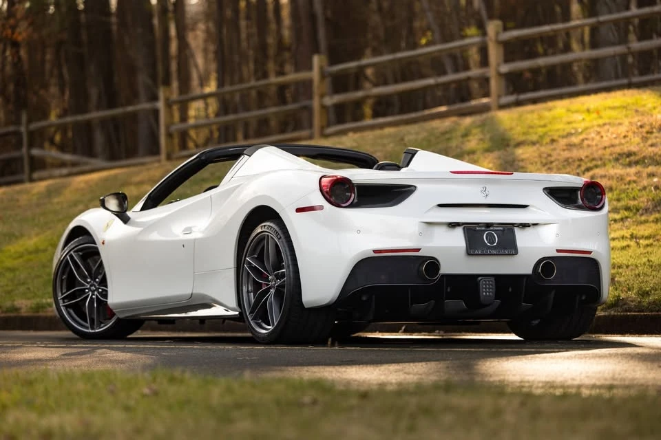 2016 Ferrari 488 Spider - Image 4 of 19
