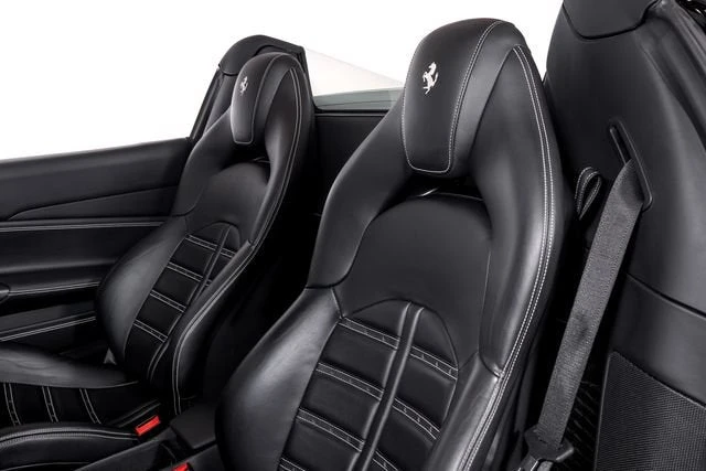 2016 Ferrari 488 Spider - Image 21 of 31