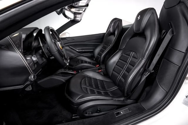 2016 Ferrari 488 Spider - Image 4 of 31