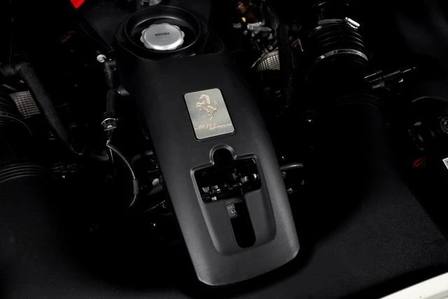 2016 Ferrari 488 Spider - Image 11 of 31