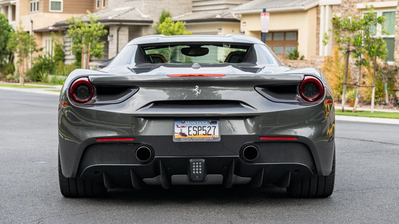 2016 Ferrari 488 Spider - Image 14 of 31