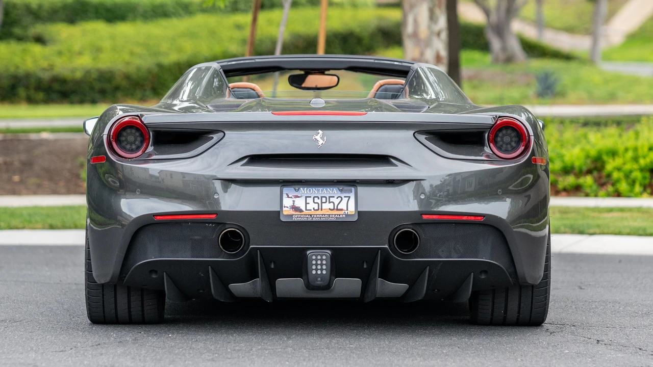 2016 Ferrari 488 Spider - Image 6 of 31