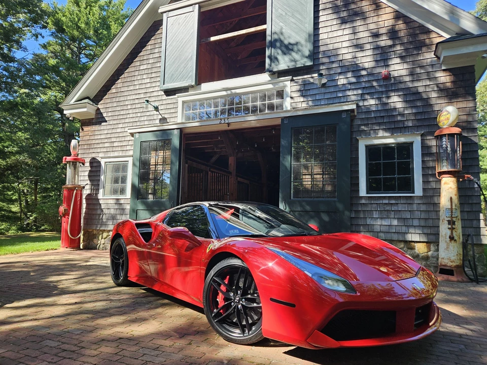 2016 Ferrari 488 Spider - Image 7 of 31