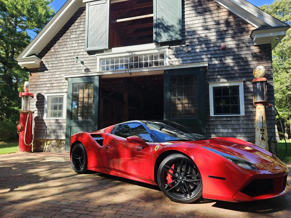 2016 Ferrari 488 Spider - Image 8 of 31