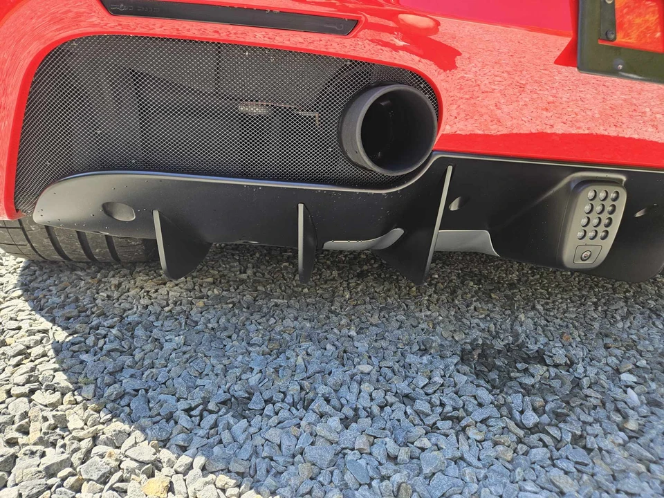 2016 Ferrari 488 Spider - Image 26 of 31