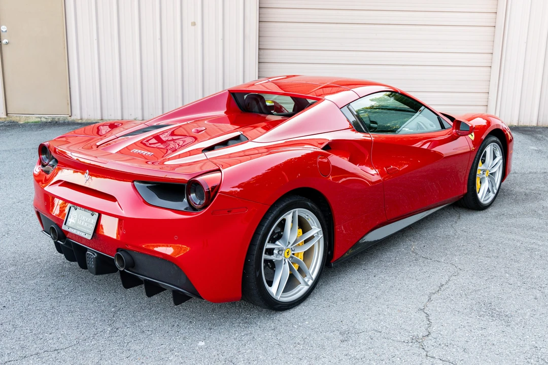 2016 Ferrari 488 Spider - Image 15 of 31