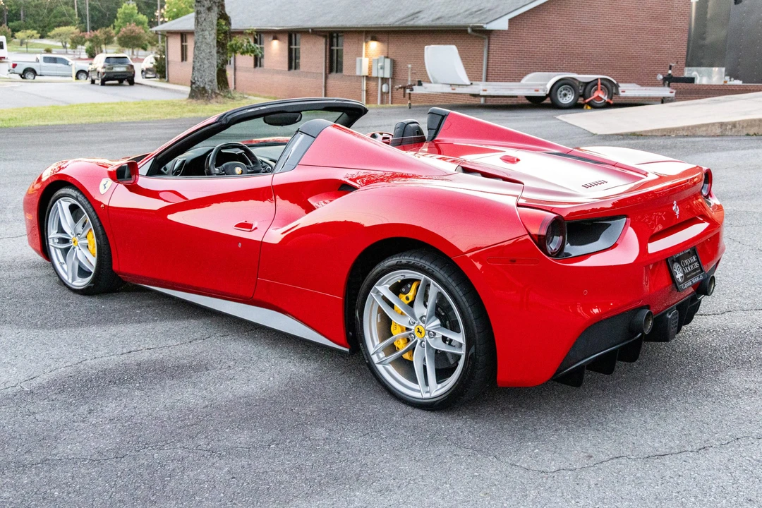 2016 Ferrari 488 Spider - Image 8 of 31