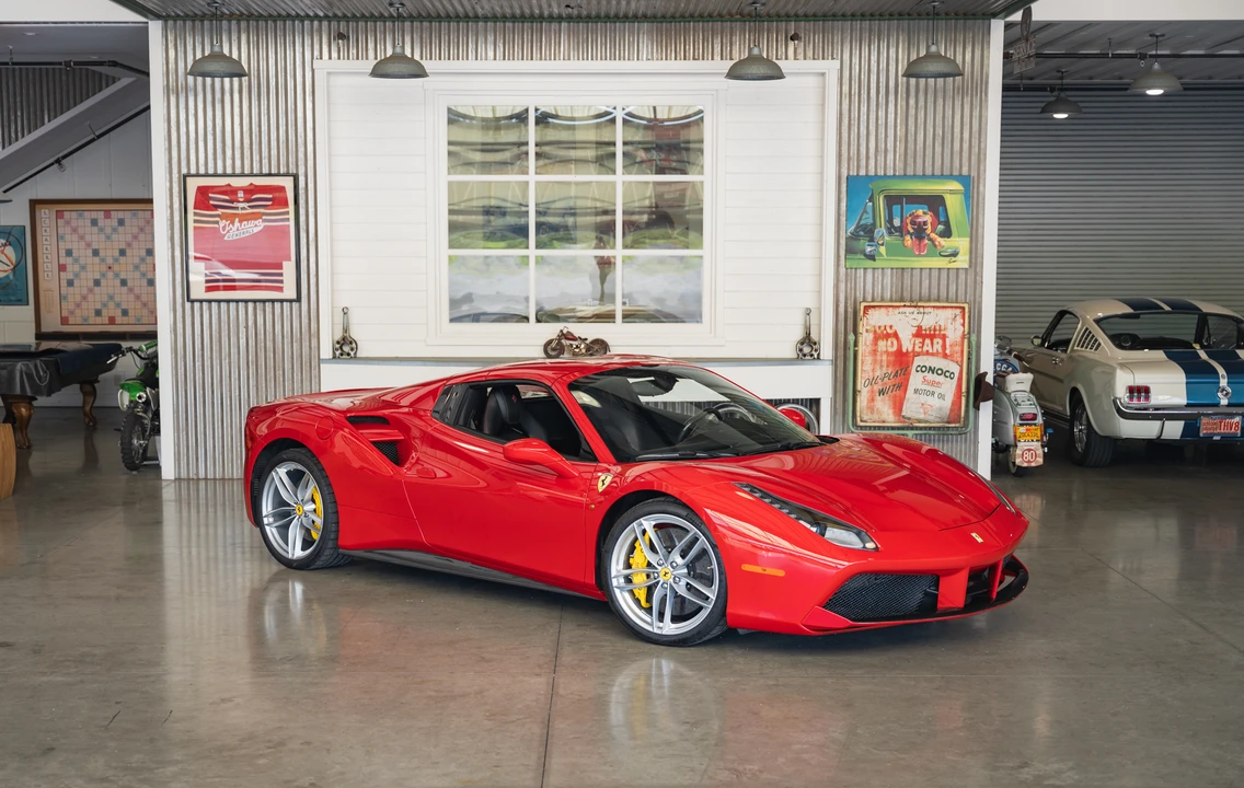2016 Ferrari 488 Spider - Image 9 of 31