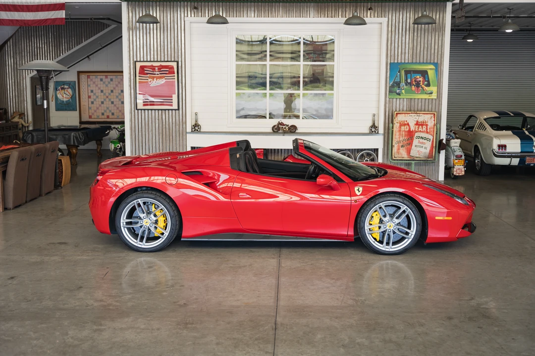 2016 Ferrari 488 Spider - Image 12 of 31