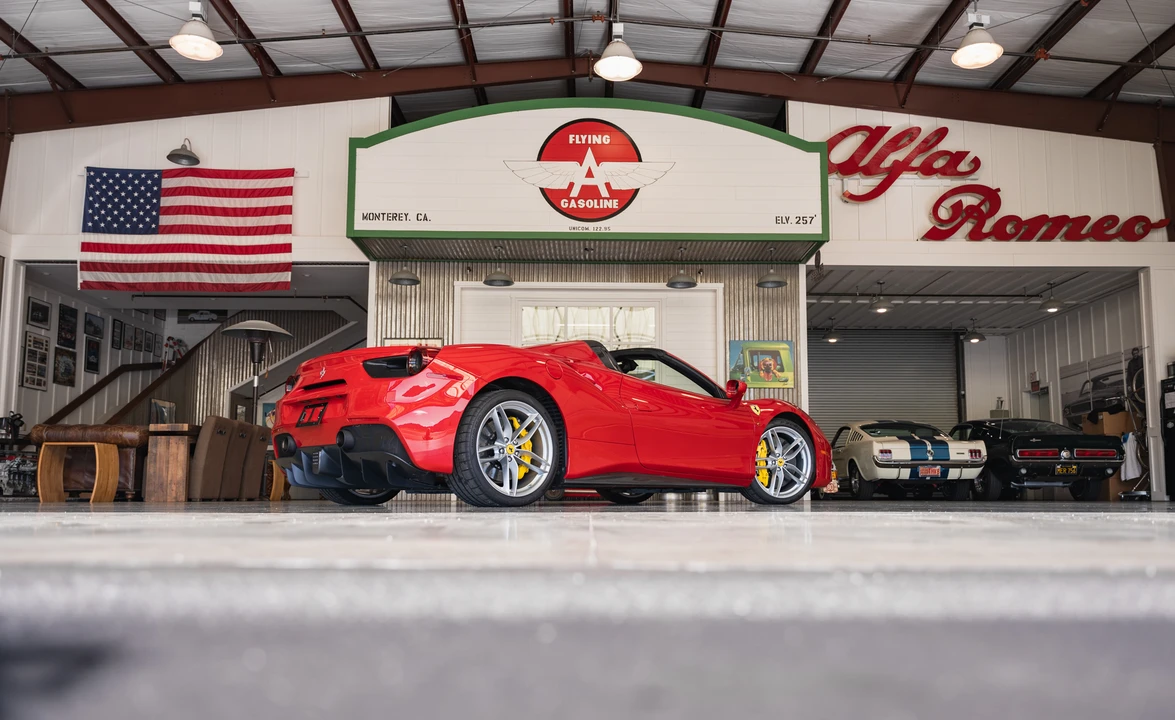 2016 Ferrari 488 Spider - Image 21 of 31