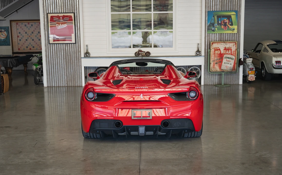 2016 Ferrari 488 Spider - Image 23 of 31