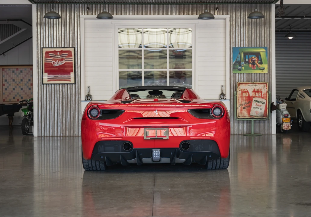 2016 Ferrari 488 Spider - Image 24 of 31