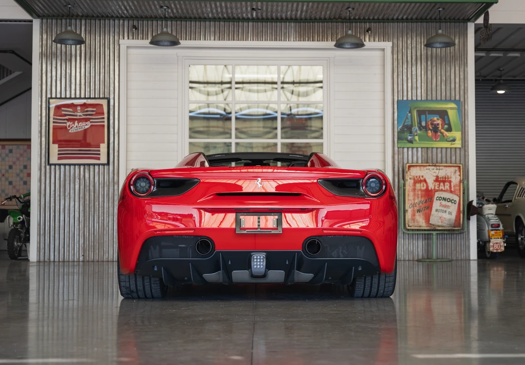 2016 Ferrari 488 Spider - Image 25 of 31