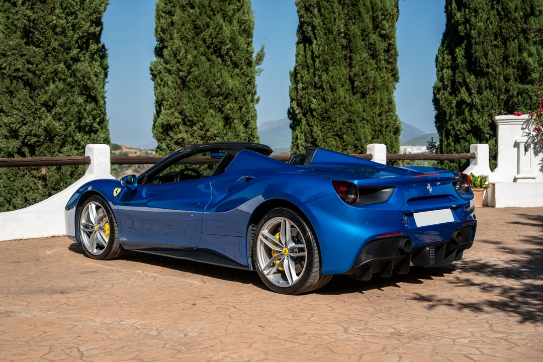 2016 Ferrari 488 Spider - Image 5 of 31