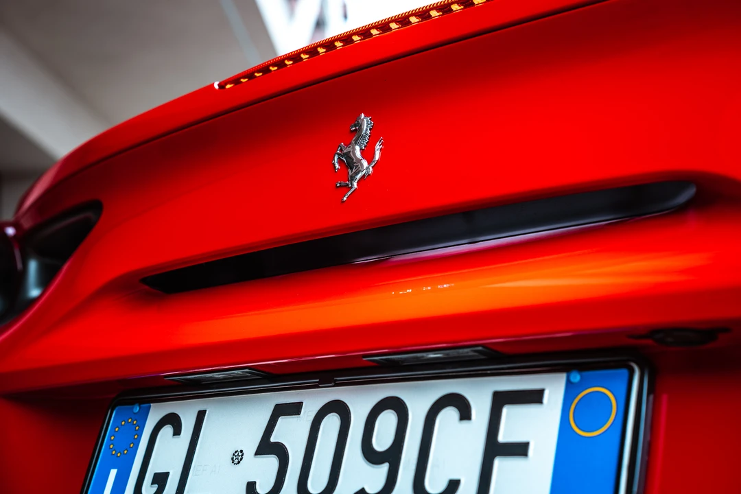2016 Ferrari 488 Spider - Image 18 of 31
