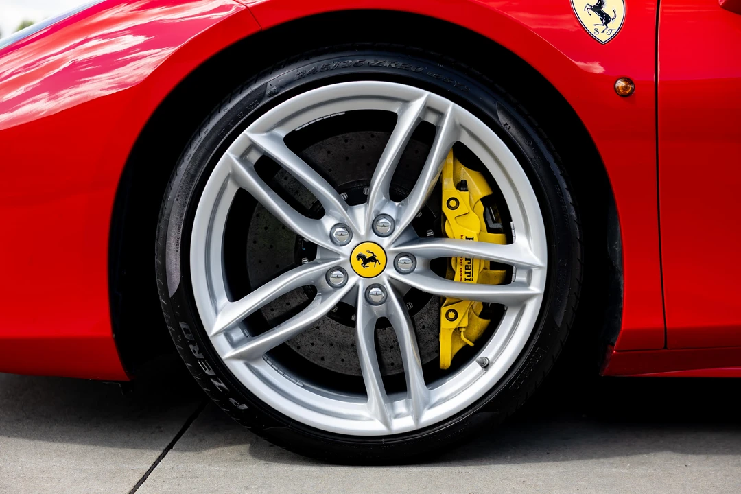 2016 Ferrari 488 Spider - Image 31 of 31
