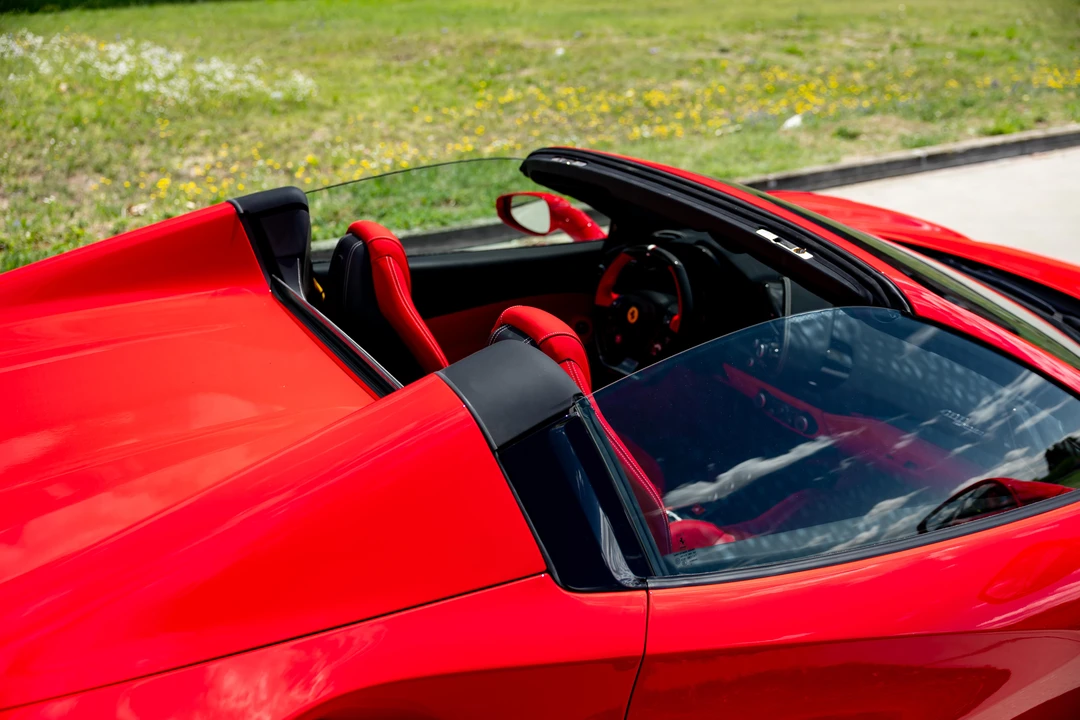 2016 Ferrari 488 Spider - Image 19 of 31