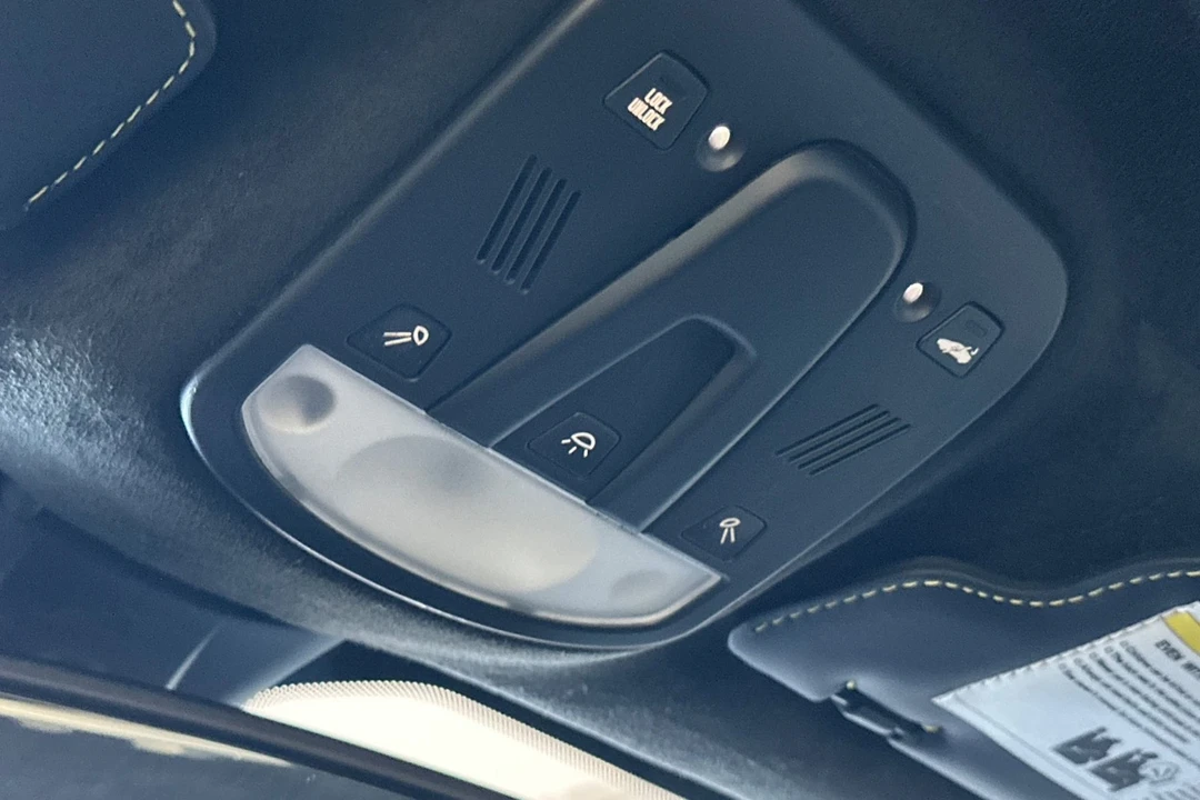 2016 Ferrari 488 GTB - Image 19 of 21