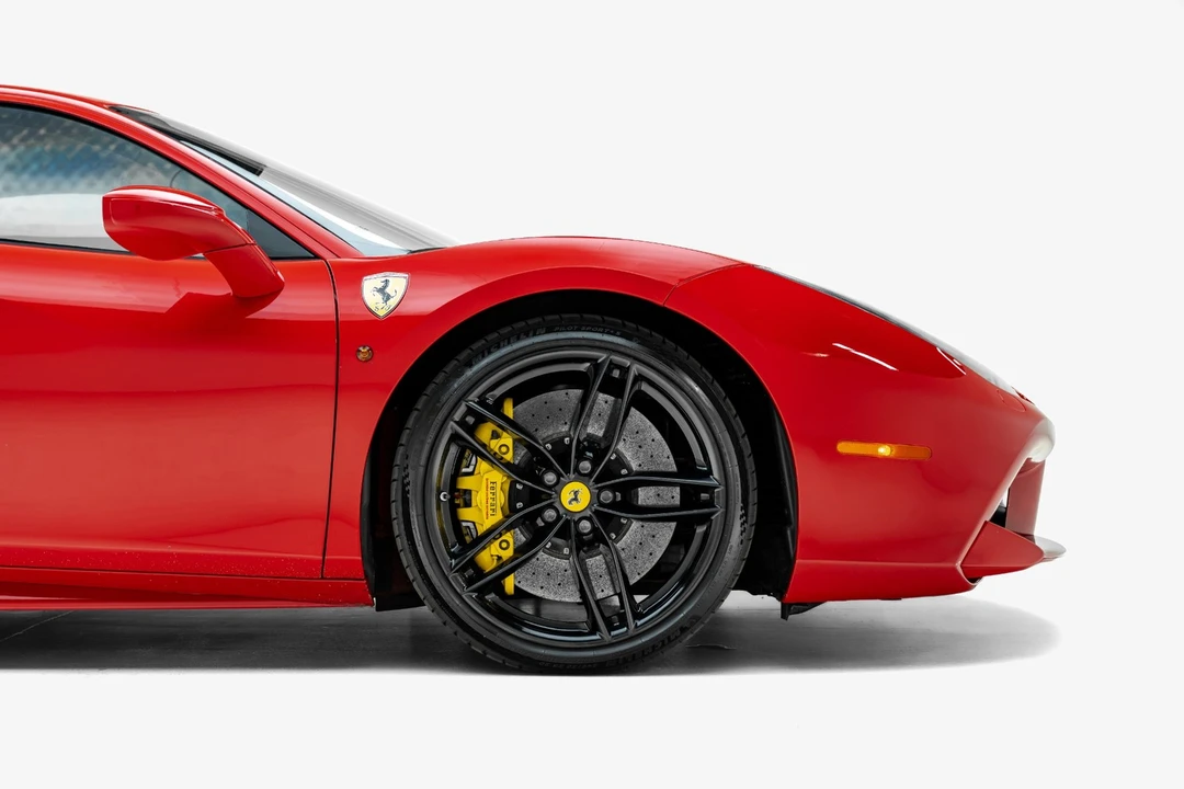 2016 Ferrari 488 GTB - Image 10 of 31