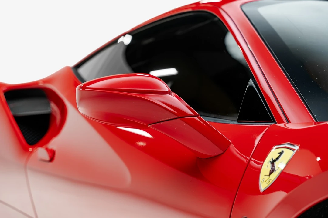 2016 Ferrari 488 GTB - Image 18 of 31