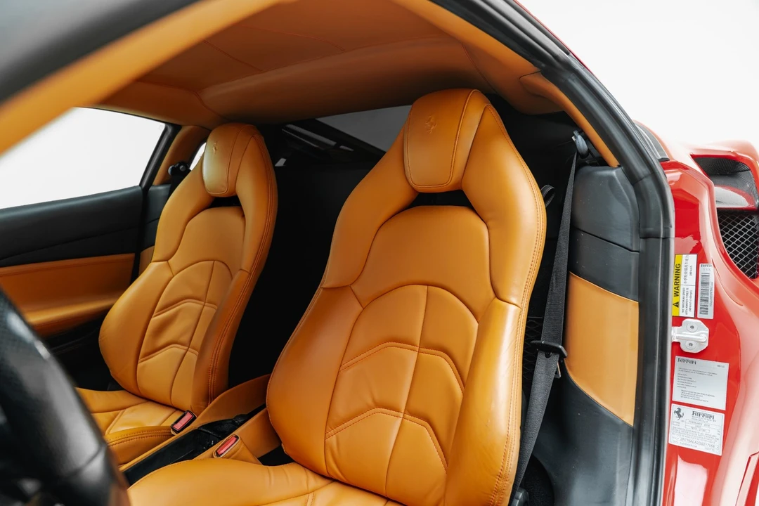 2016 Ferrari 488 GTB - Image 4 of 31
