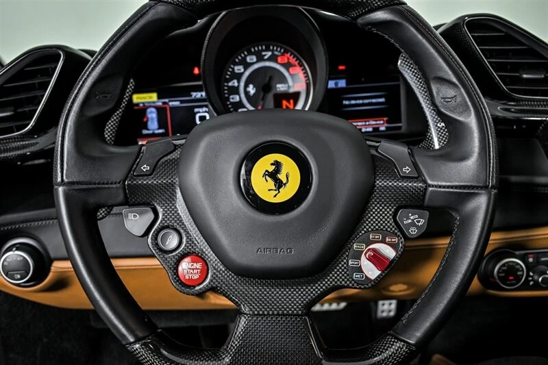 2016 Ferrari 488 GTB - Image 31 of 31
