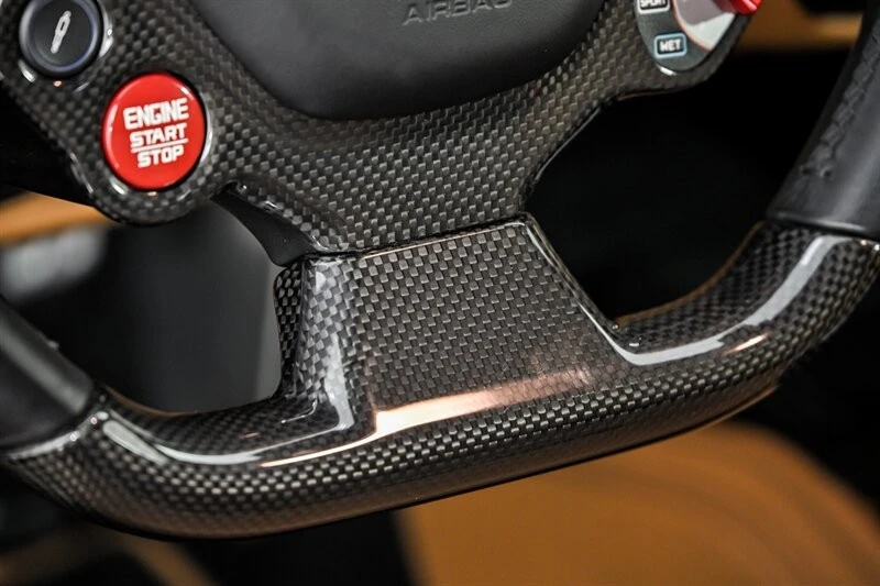 2016 Ferrari 488 GTB - Image 24 of 31