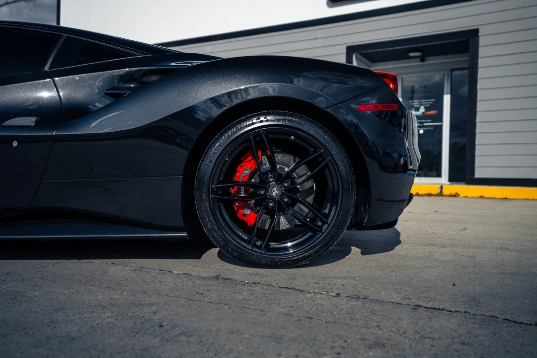 2016 Ferrari 488 GTB - Image 5 of 21