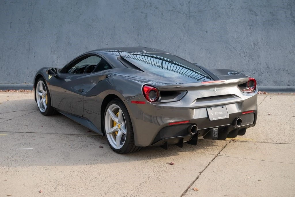 2016 Ferrari 488 GTB - Image 2 of 21