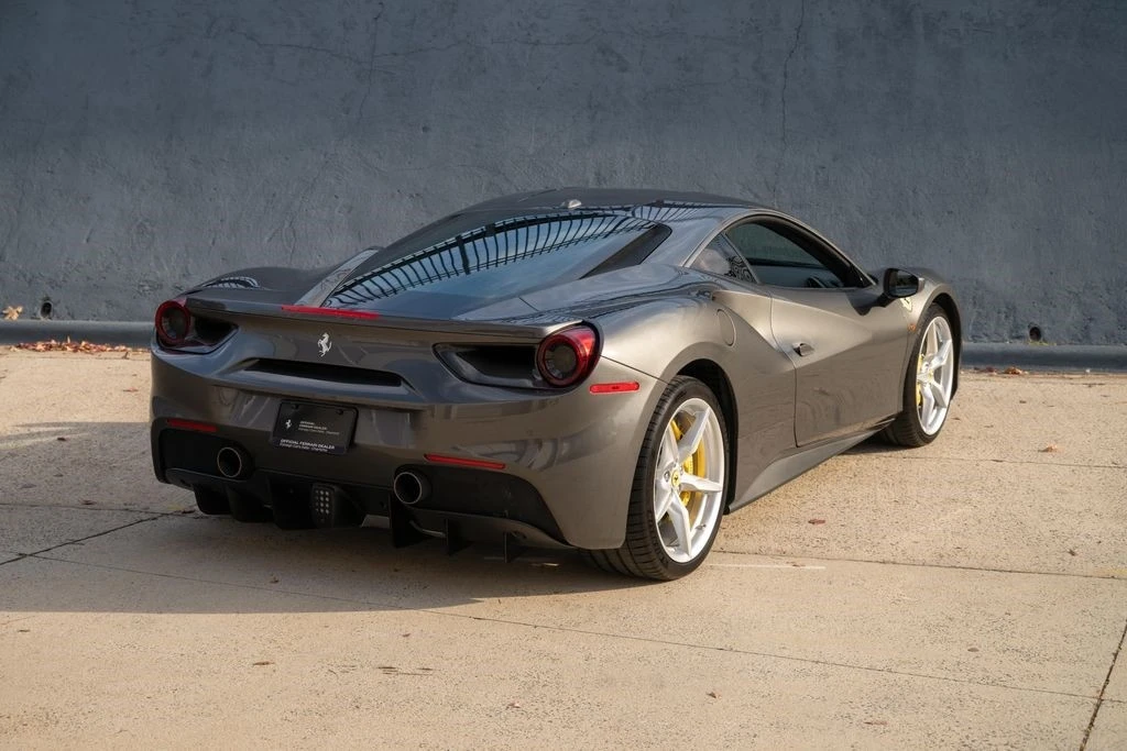 2016 Ferrari 488 GTB - Image 8 of 21