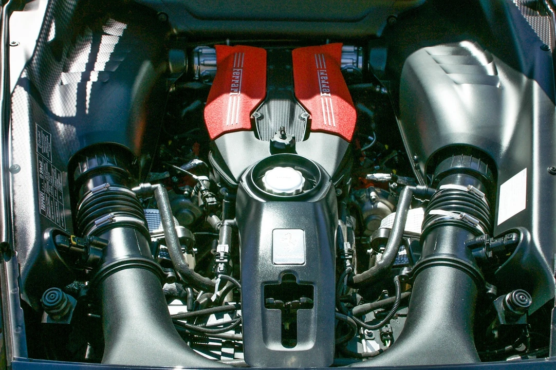 2016 Ferrari 488 GTB - Image 14 of 31