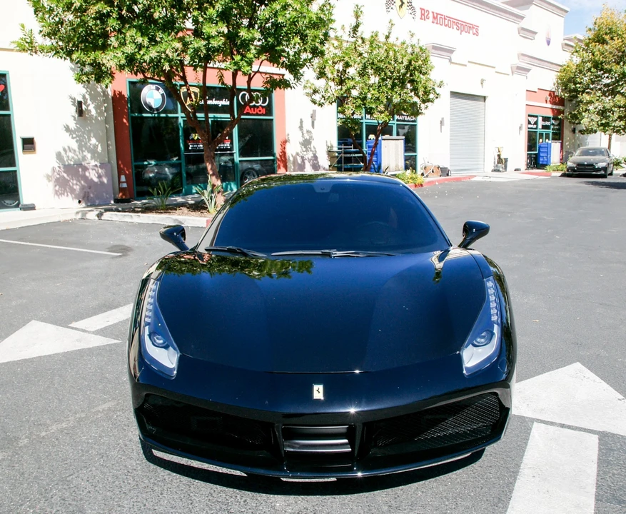 2016 Ferrari 488 GTB - Image 13 of 31