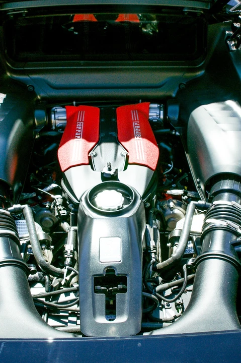 2016 Ferrari 488 GTB - Image 16 of 31