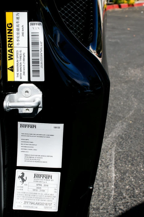 2016 Ferrari 488 GTB - Image 15 of 31