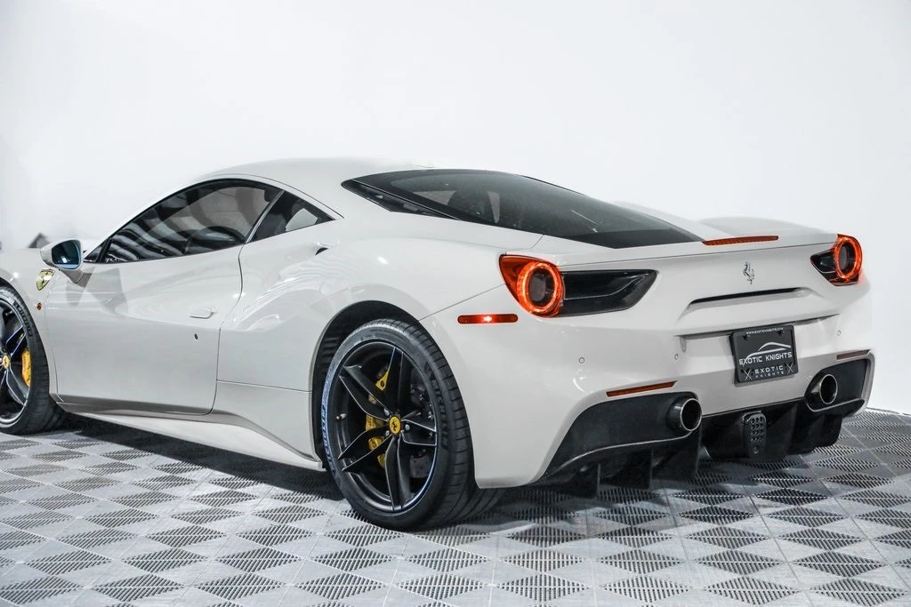 2016 Ferrari 488 GTB - Image 19 of 21