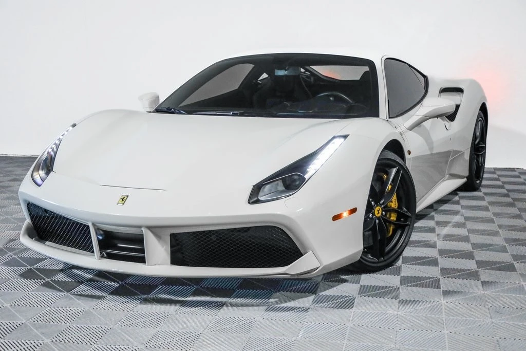 2016 Ferrari 488 GTB - Image 9 of 21