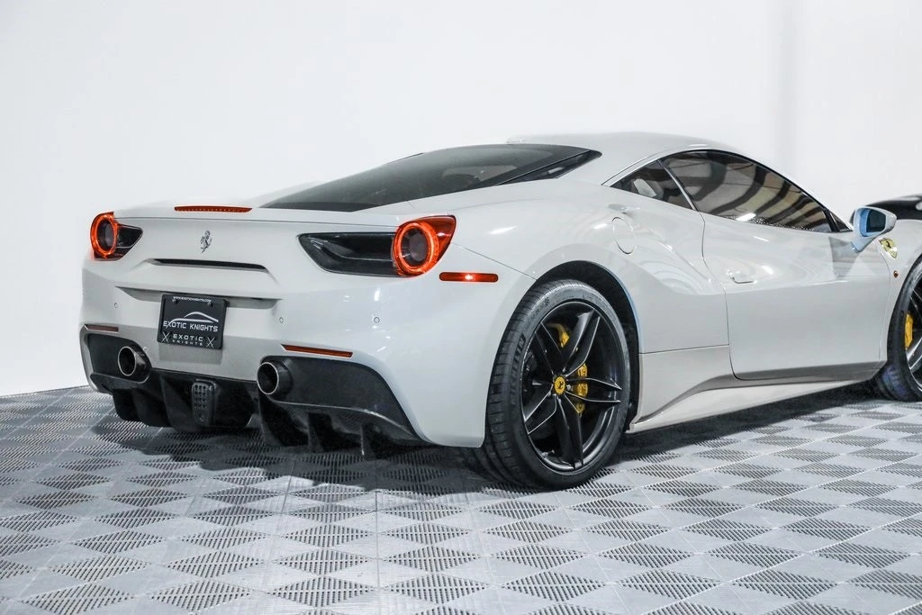 2016 Ferrari 488 GTB - Image 5 of 21