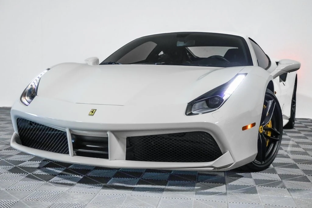 2016 Ferrari 488 GTB - Image 10 of 21