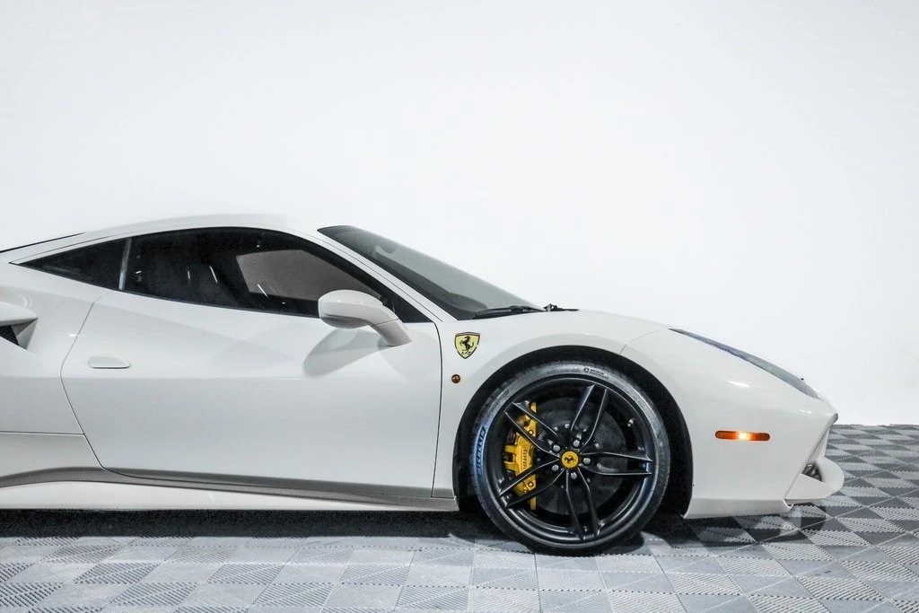 2016 Ferrari 488 GTB - Image 3 of 21