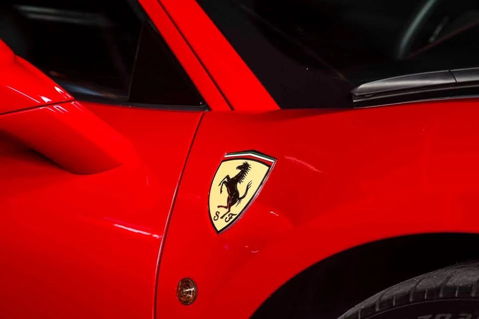 2016 Ferrari 488 GTB - Image 10 of 19